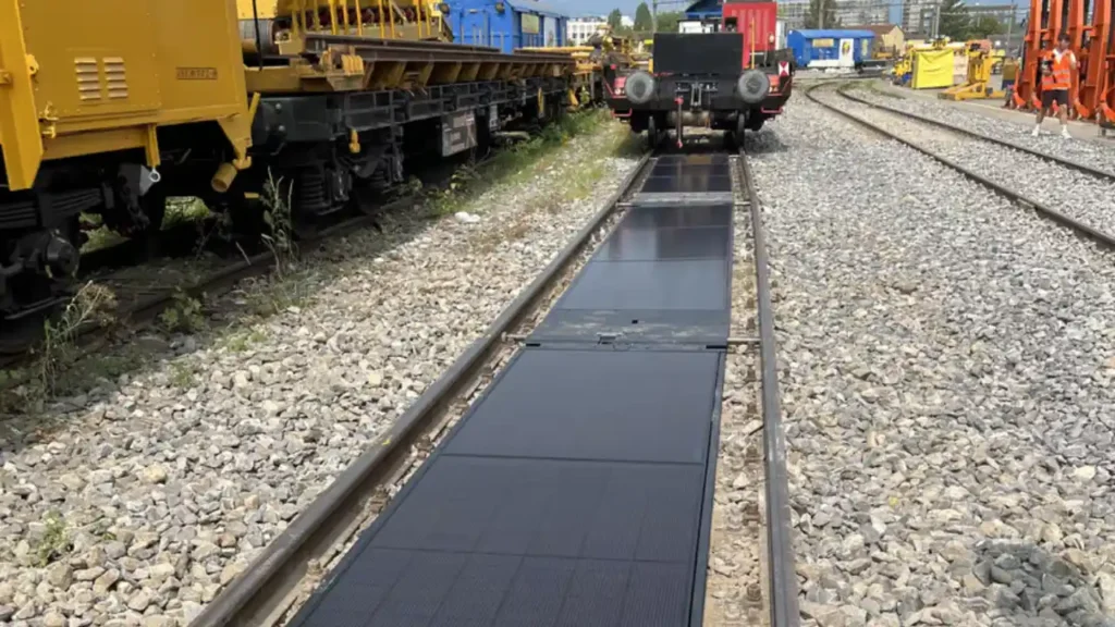 Solar Panels to Be Installed Between Train Tracks in Switzerland